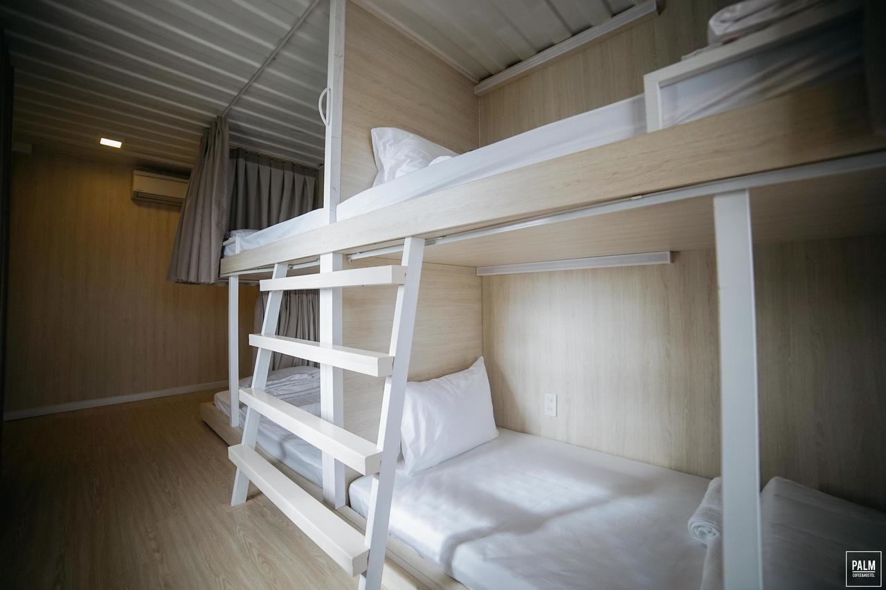 Palm Hostel & Coffee ญาจาง ภายนอก รูปภาพ